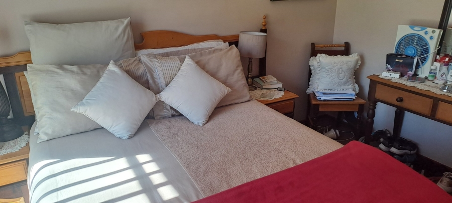 3 Bedroom Property for Sale in Flamwood North West